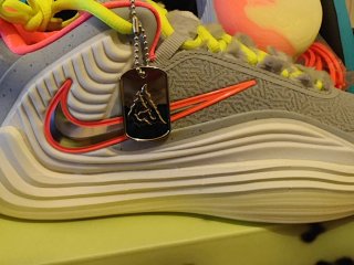 Nike Freak Zapatillas Grises y Amarillas