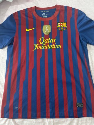 Camiseta FC Barcelona Xavi 6 Firmada por LEO MESSI