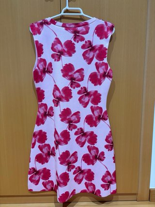 Vestido Zara punto Jacquard flores rosa y rojo