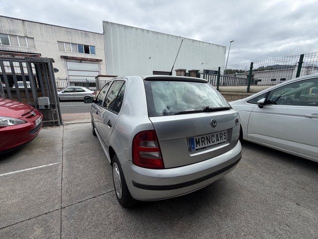 Skoda Fabia (1.9 TDI) (dos propietario) + LIBRO