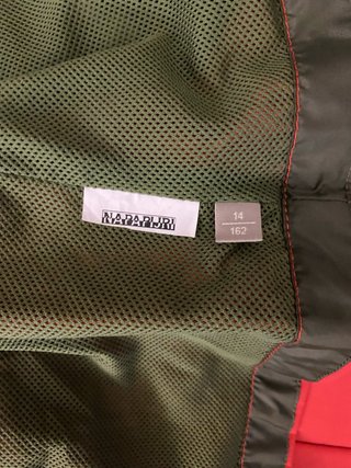Chaqueta Napapijri Roja talla 14 años