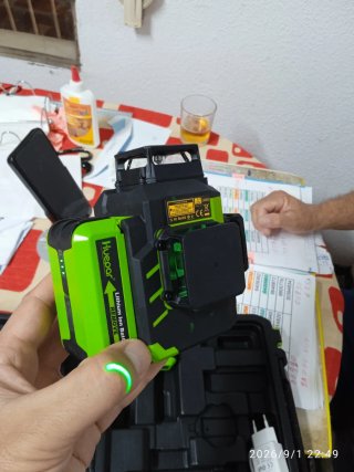 Nivel Láser Huepar Verde