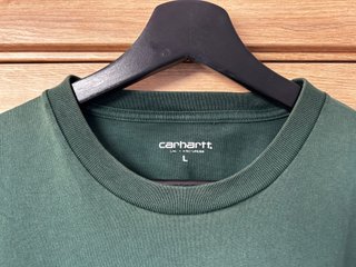 Camiseta Carhartt verde oscuro