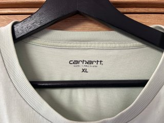 Camiseta Carhartt verde claro