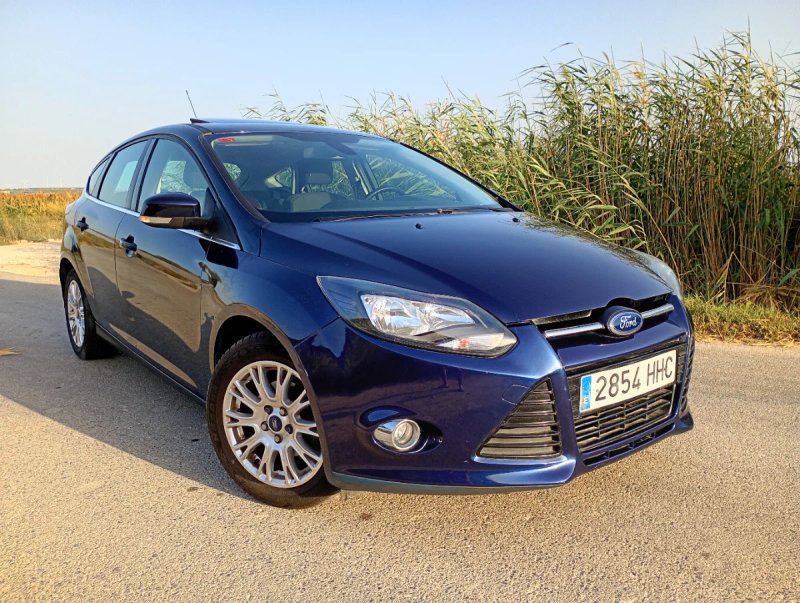 Ford Focus Titanium 1.6TDCi 115cv Nov.2011 - foto 1