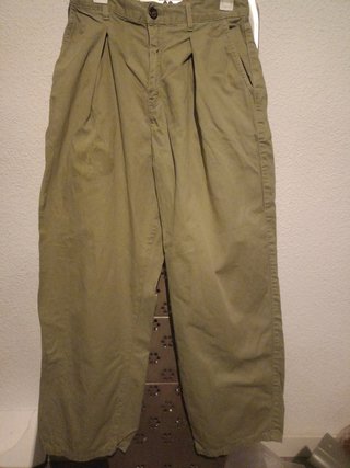 Pantalones anchos Pull&Bear verde oliva