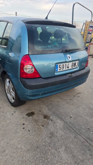 Renault Clio 2002