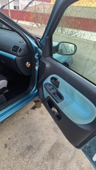 Renault Clio 2002