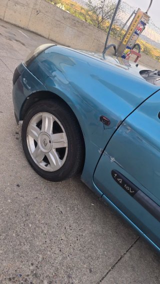 Renault Clio 2002