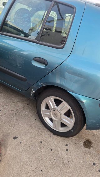 Renault Clio 2002