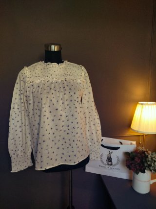 Blusa romántica Mango talla M
