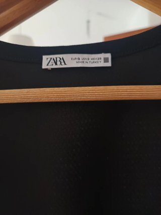 Top Zara cremallera frontal