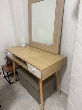 Recibidor/escritorio con espejo