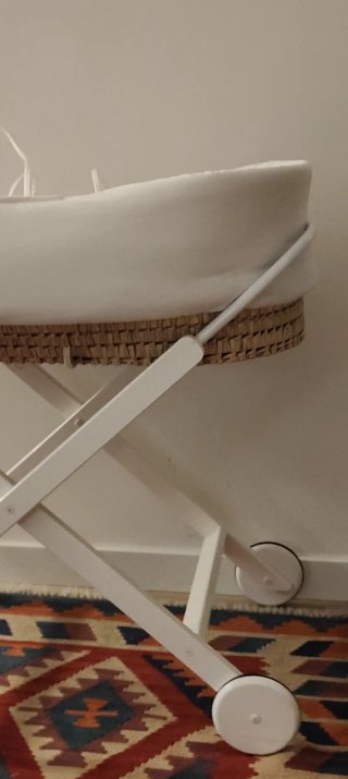 Cuna Moisés Mimbre con Soporte