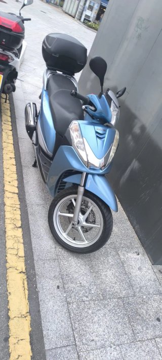 Honda SH 300 ABS  Azul Plata