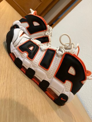 Nike Air More Uptempo Blancas Naranja