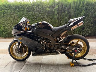 Yamaha R1 Circuito