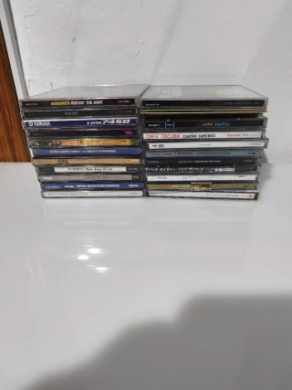 Lote 24 CDs Música Rock, Indie y Pop (Años 2000)