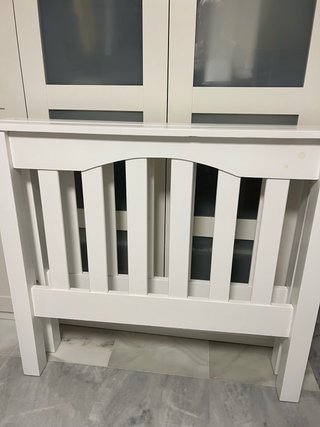 Cama de madera blanca de 90, o dos cabeceros