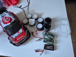 Coche RC MJX Hyper Go 14303 Brushless 1/14
