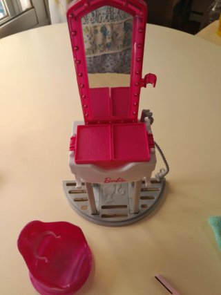 Barbie Salon Peluquería Mattel FJB36 2018