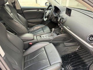 Audi A3 Sportback 1.8 TFSI 180 Stro quat Attract