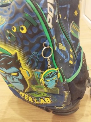 Mochila Totto Kong LAB con ruedas