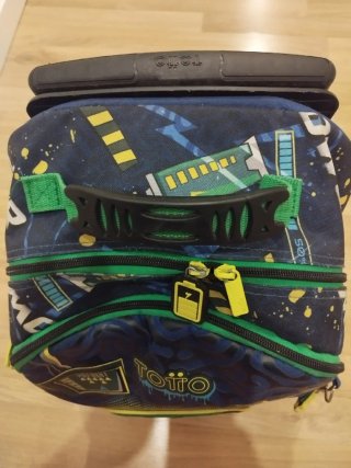 Mochila Totto Kong LAB con ruedas