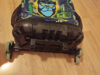 Mochila Totto Kong LAB con ruedas