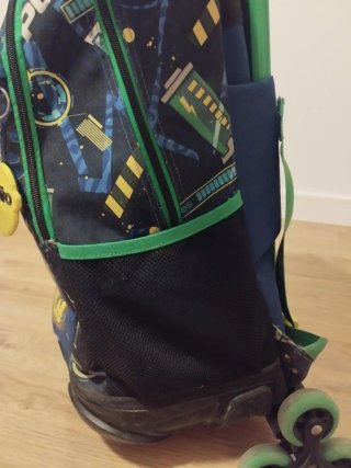 Mochila Totto Kong LAB con ruedas