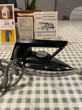 Plancha Eléctrica Vintage Jata Mod. 31