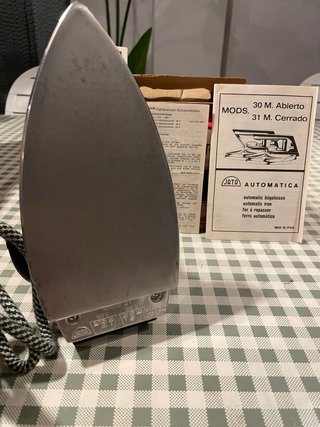 Plancha Eléctrica Vintage Jata Mod. 31