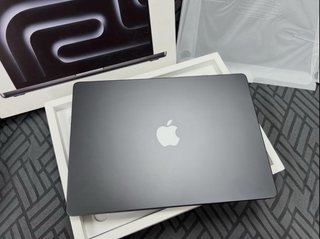 MacBook Pro M5 Max 16 128GB 2TB Nanotexture