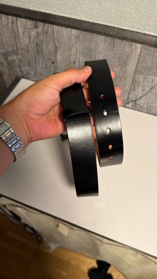 Cinturón de hombre negro hebilla plateada