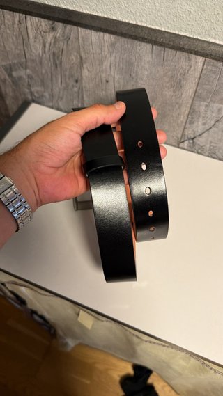 Cinturón de hombre negro hebilla plateada