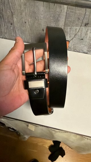 Cinturón de hombre negro hebilla plateada