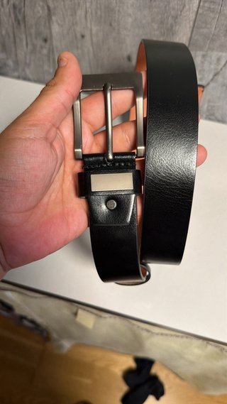 Cinturón de hombre negro hebilla plateada