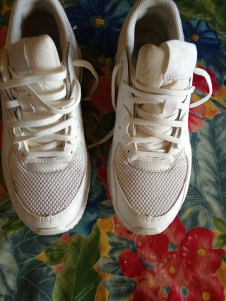 Zapatillas deportivas blancas para chico