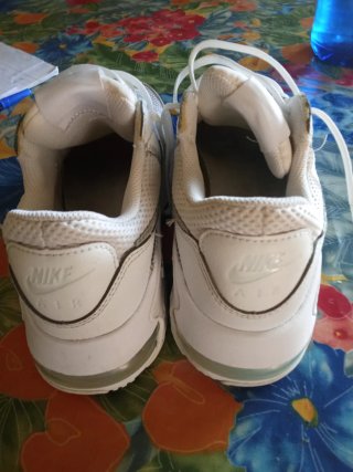 Zapatillas deportivas blancas para chico