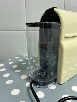 Cafetera Nespresso Crema