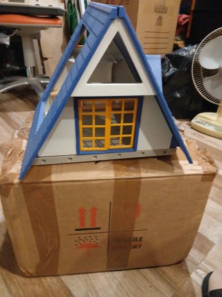 Casa Playmobil Azul y Naranja Esta 13€