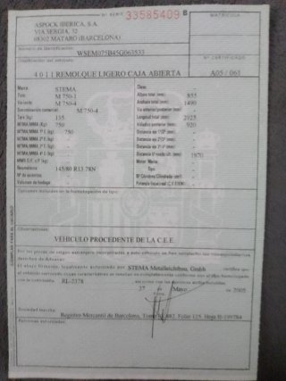 Remolque ligero con documentación