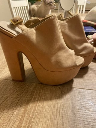 Zapatos tacón plataforma beige talla 38