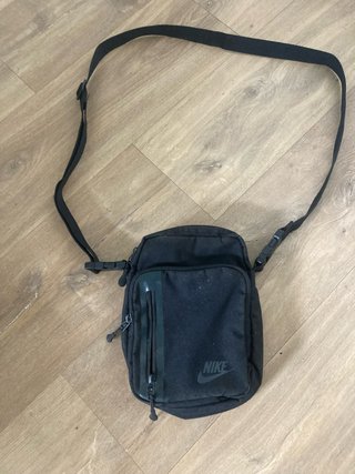 Bandolera Nike Negra