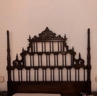 Cabecero de cama madera maciza tallada