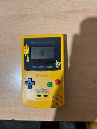 Game Boy Color Pokémon Amarillo