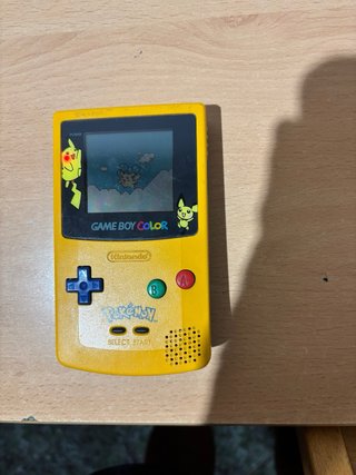 Game Boy Color Pokémon Amarillo