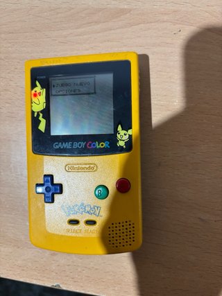 Game Boy Color Pokémon Amarillo
