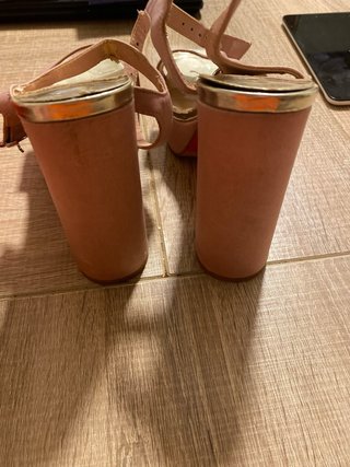 Sandalias Tacon Dorado y Rosa Talla 38