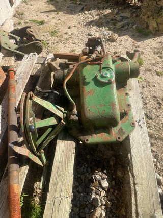 Sistema elevador John Deere 717